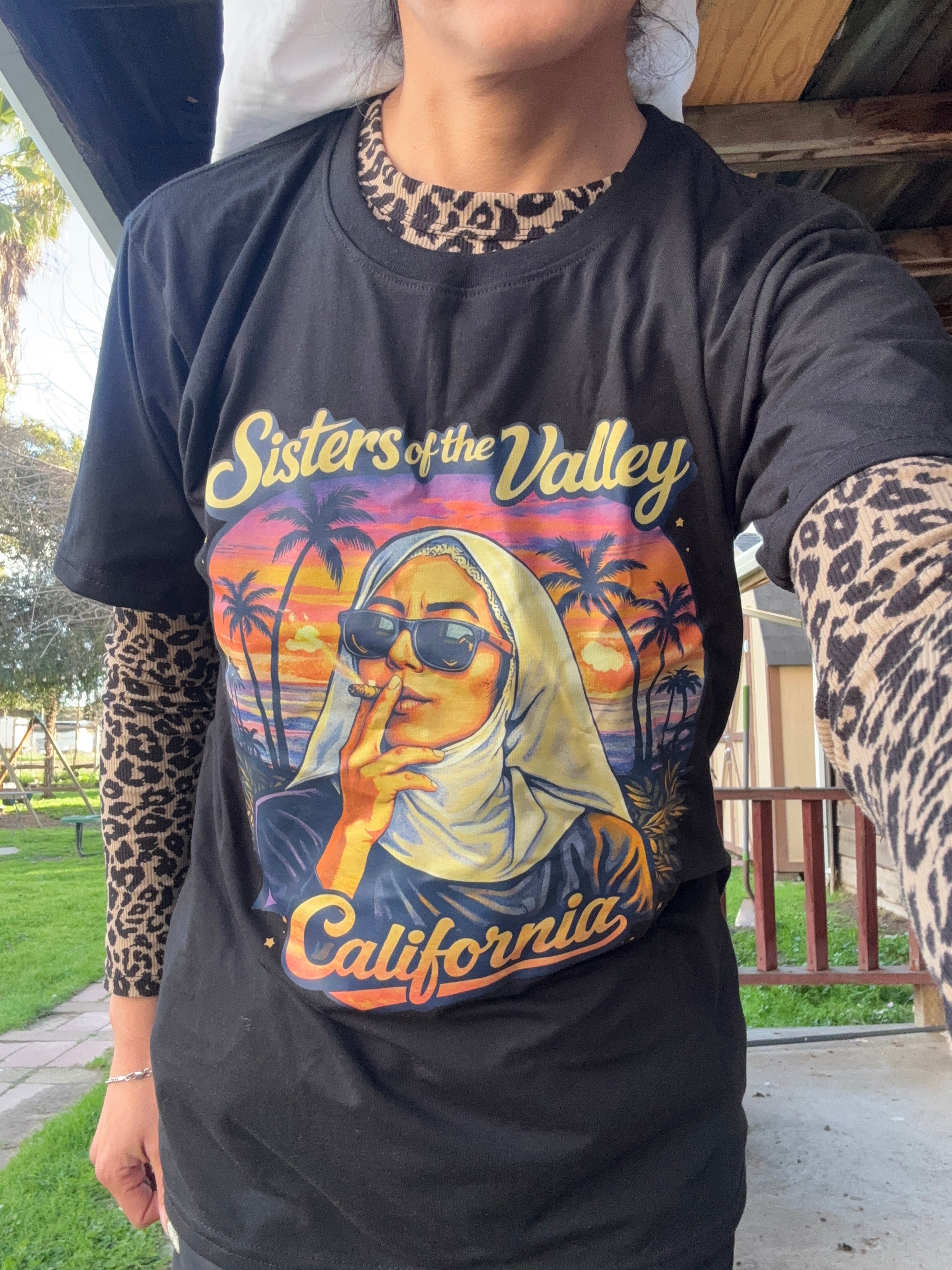 Playera Sisters of the Valley California